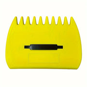 Handheld gardening rake, convenient for cleaning up debris in the